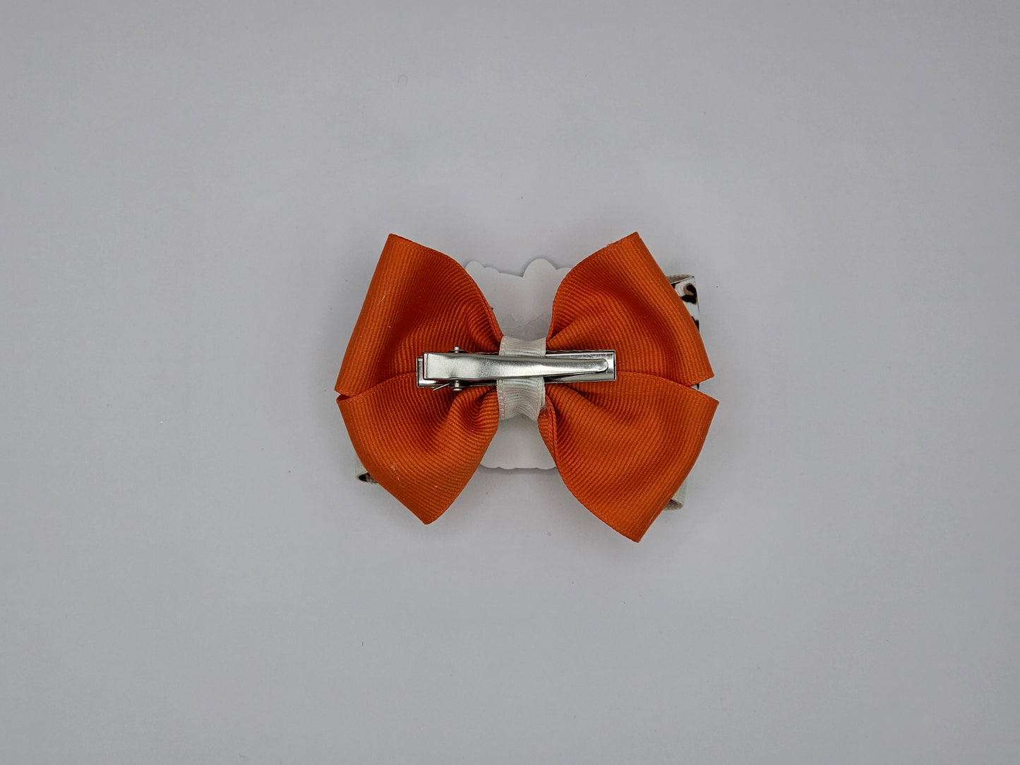 Delicate Hair Clip Bow.