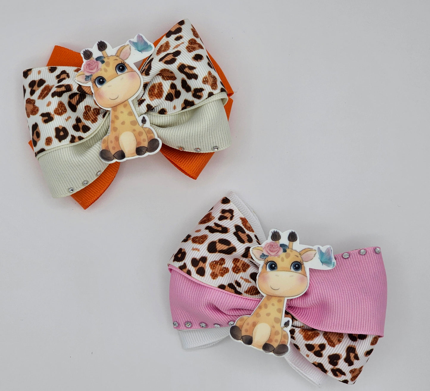 Delicate Hair Clip Bow.