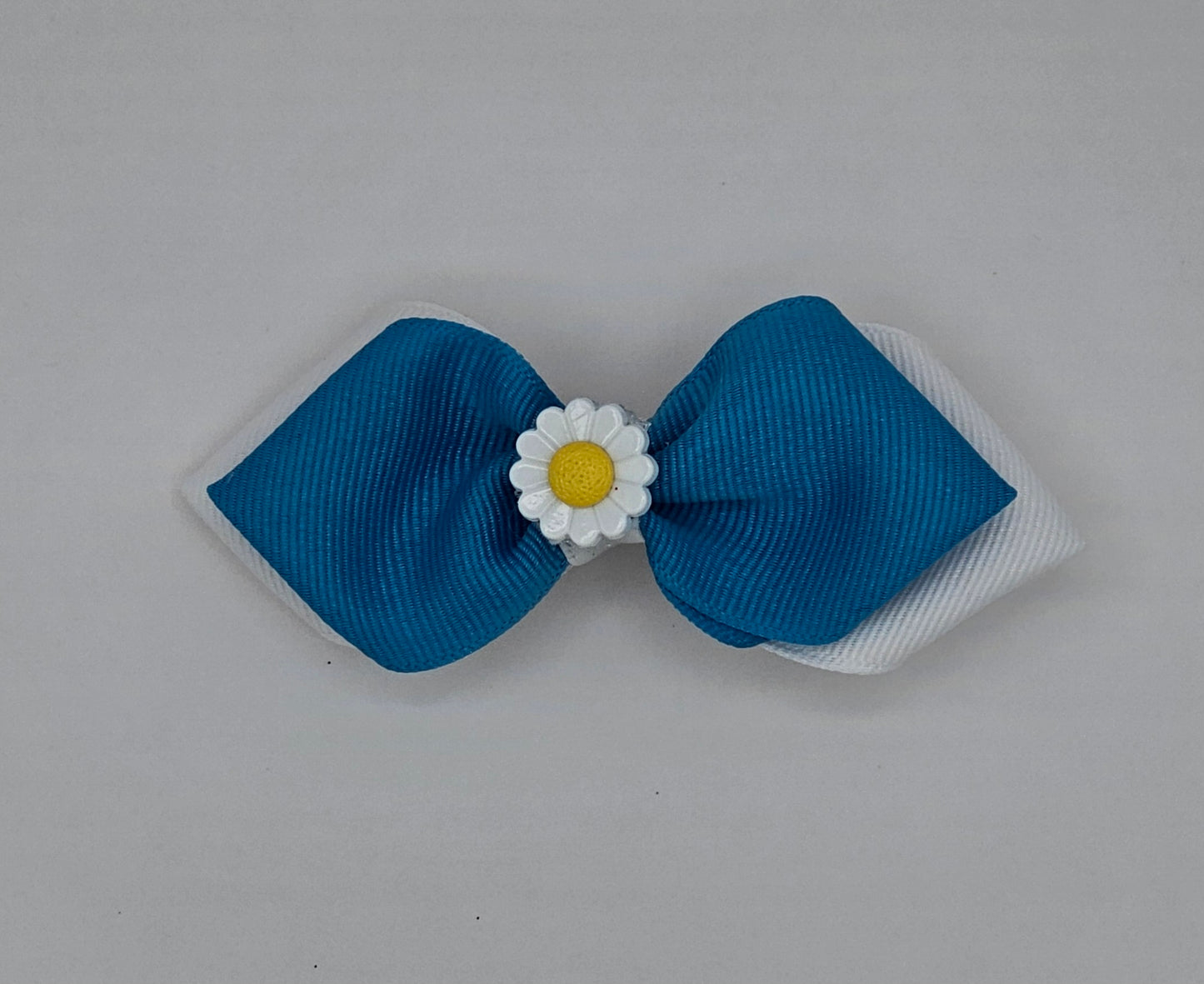 Delicate Hair Clip Bow.