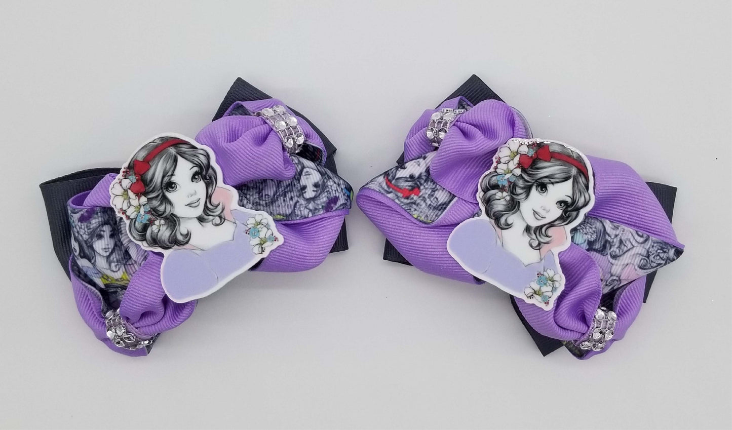 Delicate Hair Clip Bow.